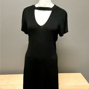 Black dress with collar v-neck.